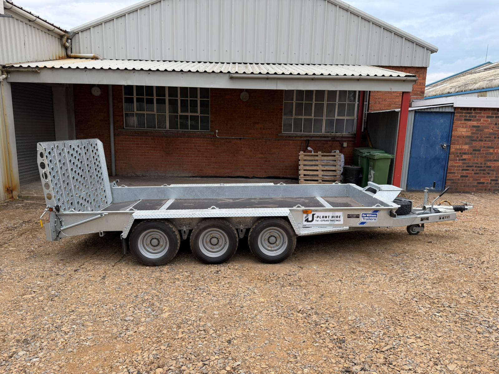 Plant Trailer