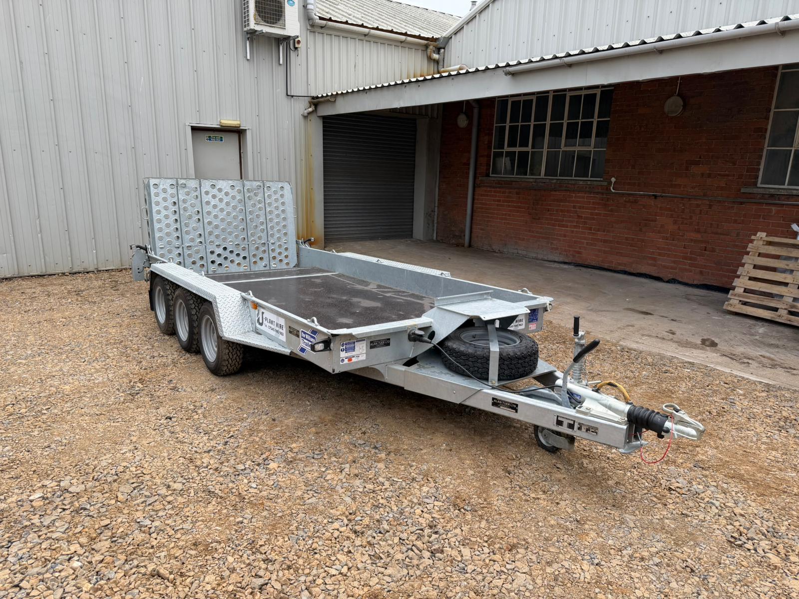 Plant Trailer